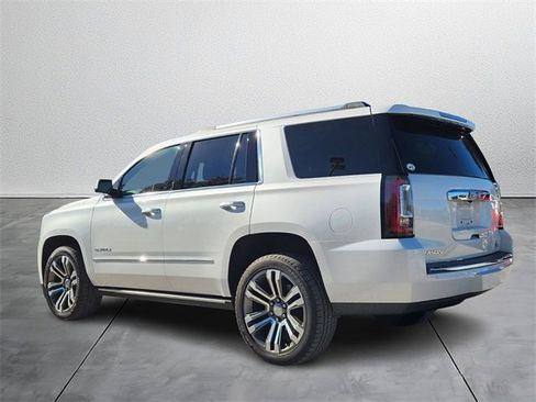 Used 2019 GMC Yukon Denali w/ Denali Ultimate Package image 3