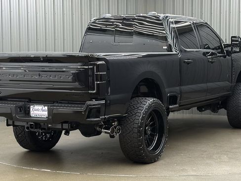 Used 2026 Ford F250 Platinum AWD/4WD image 5
