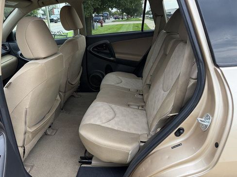 Used 2012 Toyota RAV4 4WD w/ Value Pkg image 10