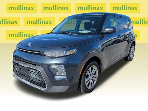 Used 2020 Kia Soul LX image 6