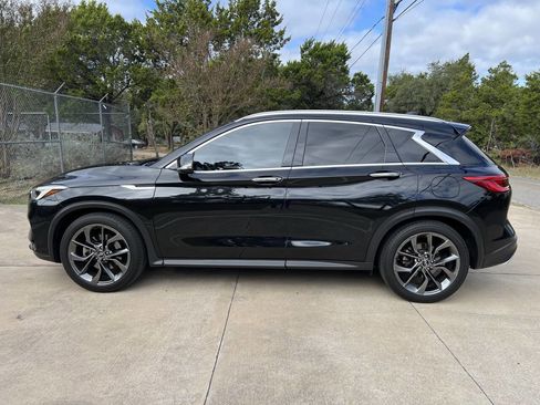 Used 2019 INFINITI QX50 Essential w/ Sensory Package image 6
