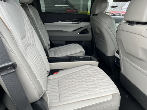 New 2026 INFINITI QX60 Autograph image 21