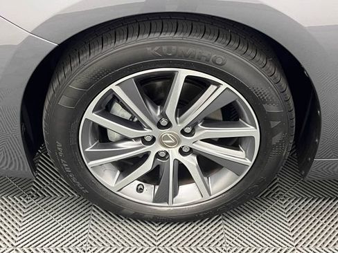 Used 2016 Lexus ES 300h w/ Navigation System Package image 23