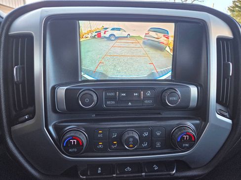 Used 2017 GMC Sierra 1500 SLE w/ SLE Value Package image 16