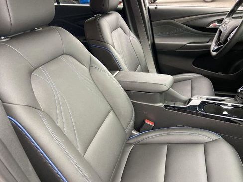 Used 2025 Buick Envista Sport Touring w/ Convenience I Package image 23