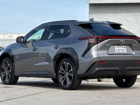 Certified 2023 Toyota bZ4X Limited w/ Weather Package image 7