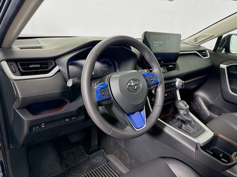 Used 2023 Toyota RAV4 Limited image 9