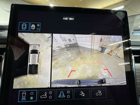 New 2025 GMC Sierra EV Denali image 15