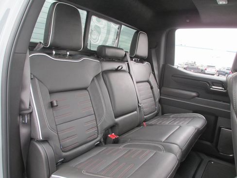 Certified 2024 GMC Sierra 1500 AT4X image 24