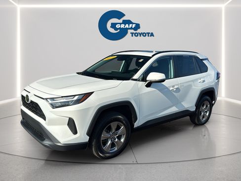 Used 2023 Toyota RAV4 XLE w/ Convenience Package AWD/4WD image 2