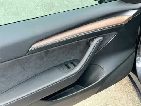 Used 2023 Tesla Model 3 Standard Range RWD image 18