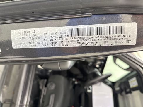 Used 2020 Jeep Wrangler Sport image 23