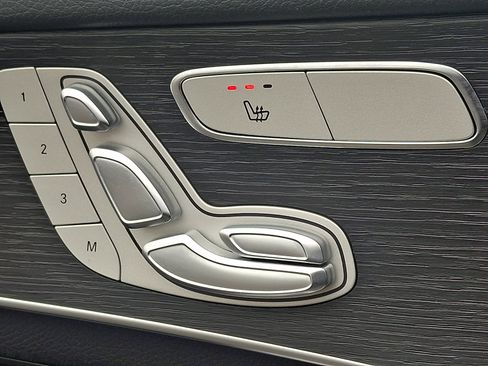 Certified 2022 Mercedes-Benz GLC 300 4MATIC image 24