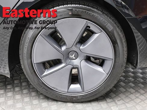 Used 2023 Tesla Model 3 Standard Range RWD image 8