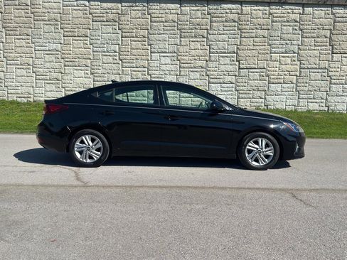 Used 2020 Hyundai Elantra SEL image 2