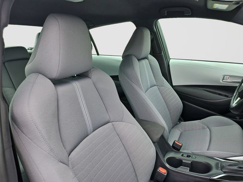 Used 2026 Toyota Corolla SE FWD image 18