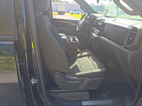 Used 2023 Chevrolet Silverado 1500 LT w/ Protection Package AWD/4WD image 11