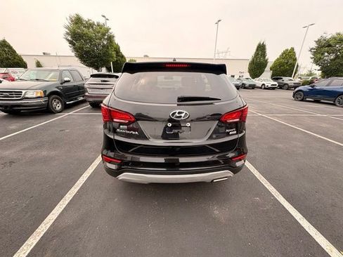 Used 2018 Hyundai Santa Fe Sport AWD/4WD image 8