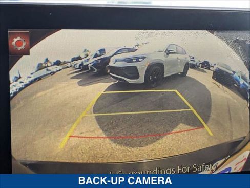 Used 2017 MAZDA MAZDA3 Touring w/ Popular Equipment Package image 19