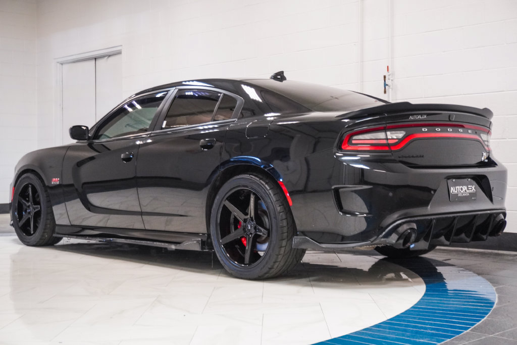 Used 2022 Dodge Charger Scat Pack w/ Driver Convenience Group RWD image 29