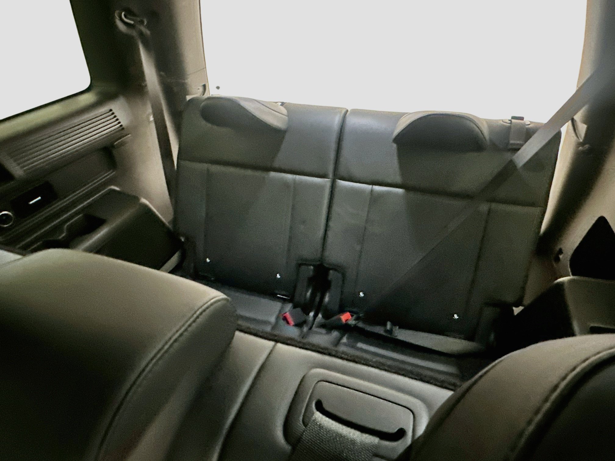 Used 2025 Hyundai Santa Fe SEL AWD/4WD image 29
