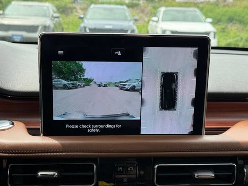 Used 2021 Lincoln Aviator Reserve w/ Equipment Group 208A AWD/4WD image 40
