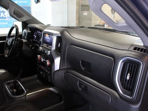 Used 2020 GMC Sierra 1500 SLT w/ SLT Convenience Package image 16