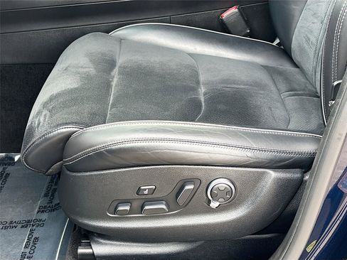 Used 2022 Genesis GV70 3.5T Sport w/ Sport Prestige Package image 21