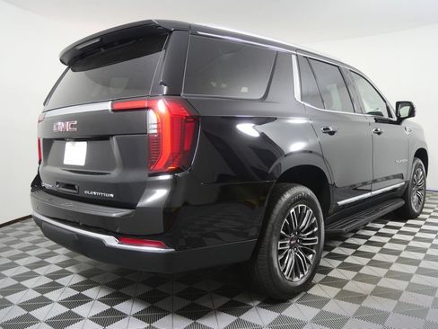 Used 2026 GMC Yukon Elevation AWD/4WD image 3