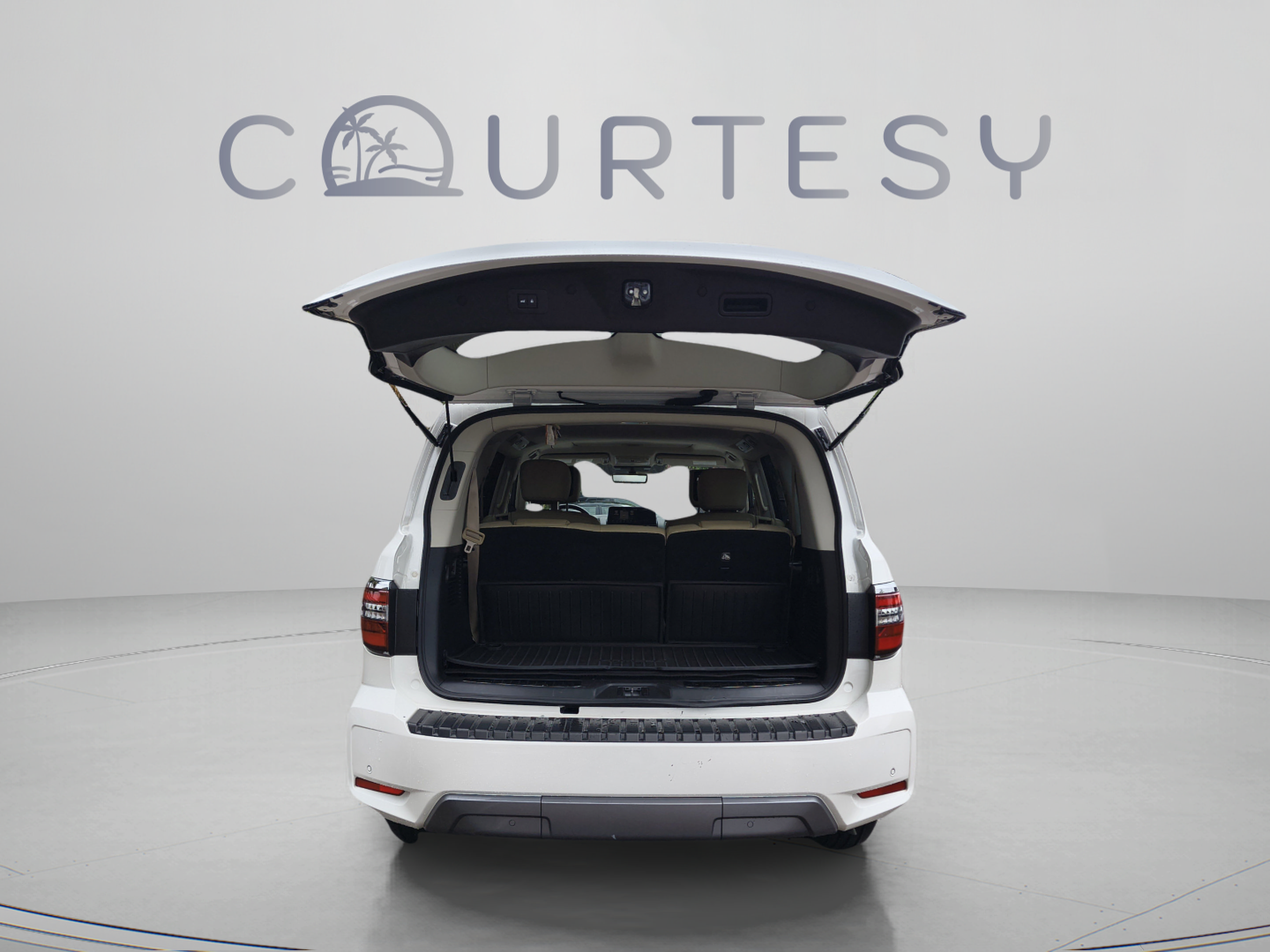 Certified 2022 Nissan Armada Platinum w/ Captain's Chairs Package RWD image 11