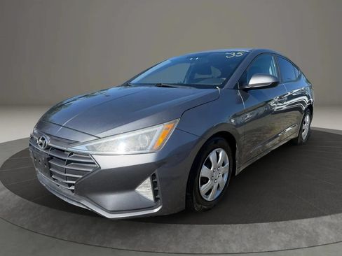 Used 2019 Hyundai Elantra SE w/ Cargo Package FWD image 1