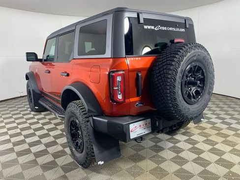 Used 2022 Ford Bronco Wildtrak AWD/4WD image 12
