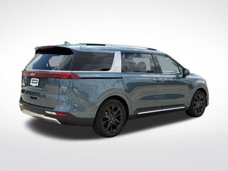 Used 2024 Kia Carnival SX FWD video 3