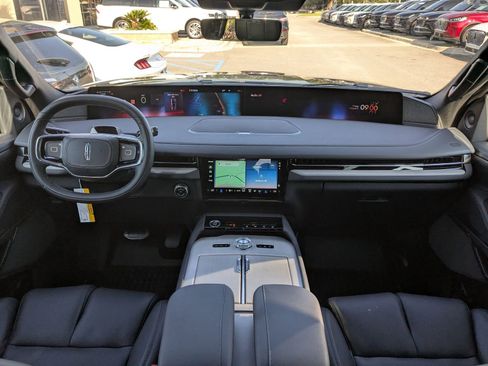 New 2025 Lincoln Navigator L Reserve w/ Jet Appearance Package image 18