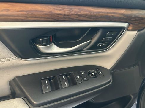 Used 2019 Honda CR-V EX-L image 9