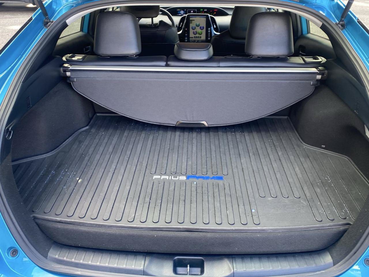 Used 2022 Toyota Prius Prime Limited FWD image 28