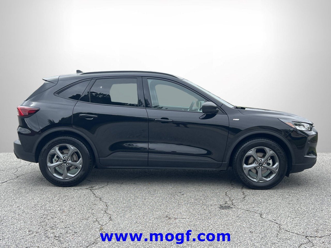 Used 2025 Ford Escape ST-Line FWD image 22