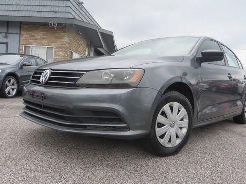 Used 2016 Volkswagen Jetta S FWD image 1