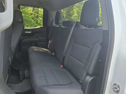 Used 2019 Chevrolet Silverado 1500 Custom Trail Boss w/ Custom Convenience Package AWD/4WD image 24
