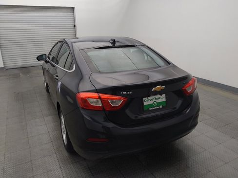 Used 2016 Chevrolet Cruze LT FWD image 6