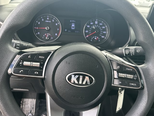 Used 2019 Kia Forte LXS FWD image 17