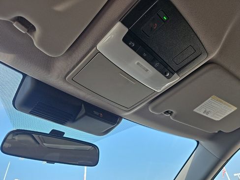 Used 2024 Mitsubishi Outlander SE image 20