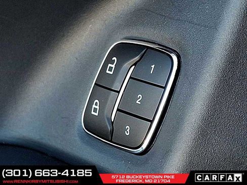 Used 2022 Ford Expedition XLT image 28