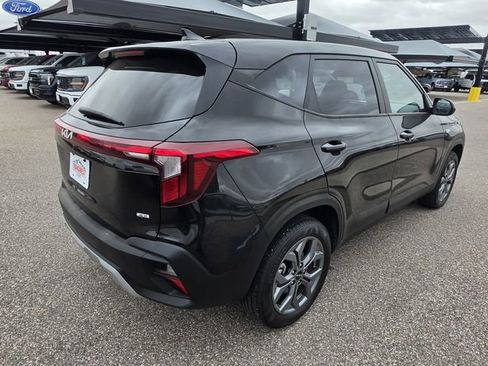 Used 2026 Kia Seltos LX AWD/4WD image 7