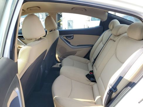 Used 2012 Hyundai Elantra GLS w/ Comfort Pkg 2 FWD image 11