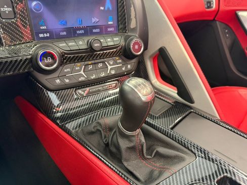 Used 2014 Chevrolet Corvette Stingray Coupe RWD image 60