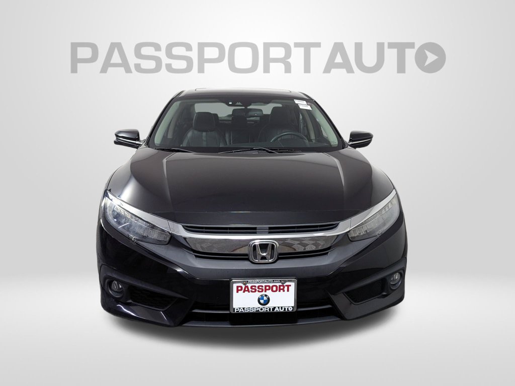 Used 2016 Honda Civic Touring image 2