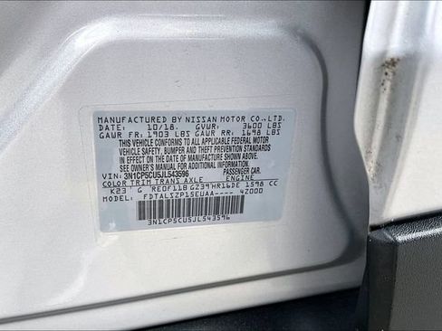 Used 2018 Nissan Kicks SV FWD image 16
