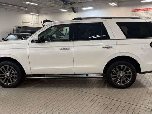 Used 2019 Ford Expedition Limited image 5