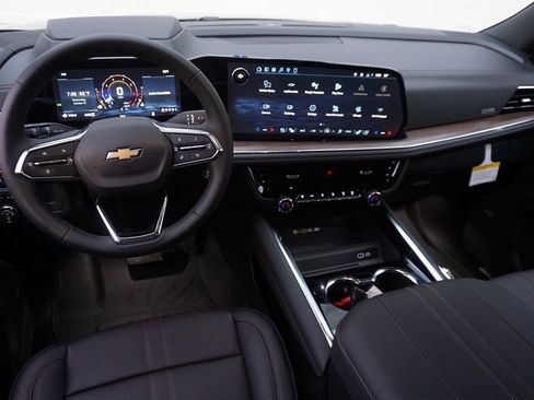 New 2026 Chevrolet Suburban High Country image 15